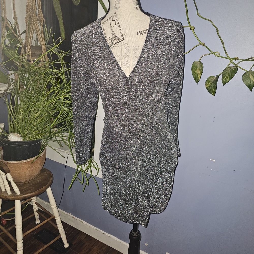 3/20.00. New look silver sparkly parry dress
